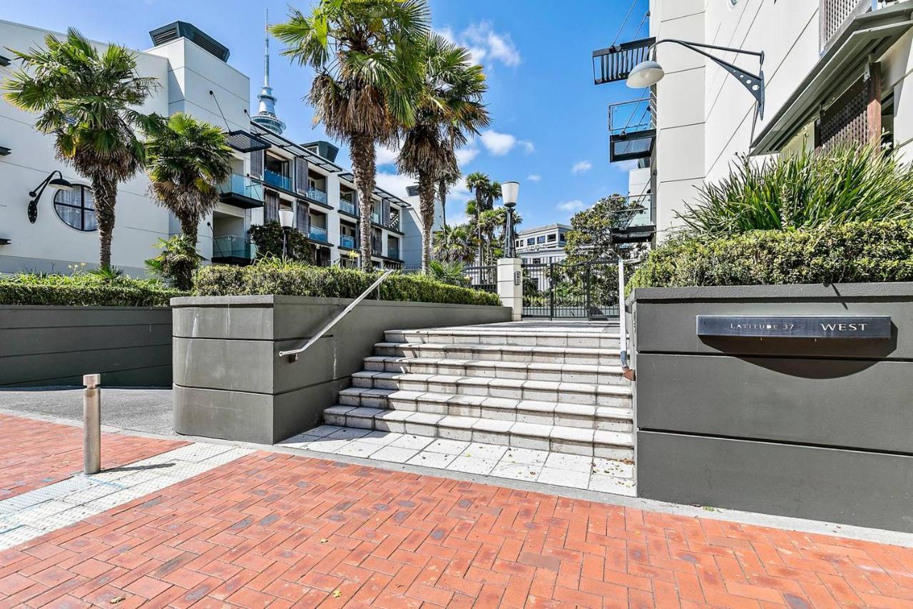 Enormous One Bedroom Beauty In Cbd! Free Parking オークランド エクステリア 写真